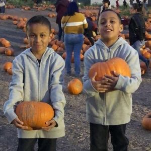 Meet your Posher, Monica